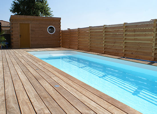 Installez un couloir de nage sur votre terrasse.