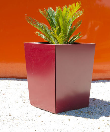 jardinière moderne bordeaux aluminium