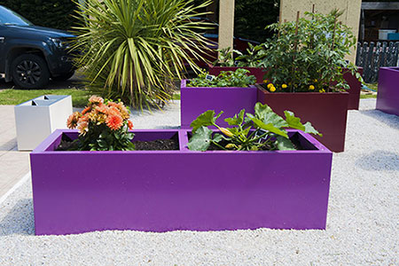 jardiniere pour potager violet