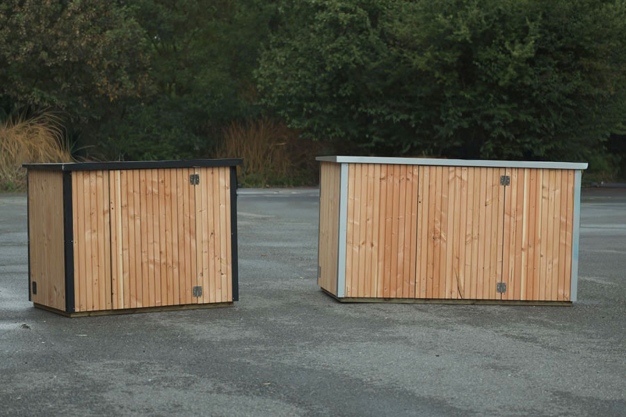 Local technique pour piscine en bois